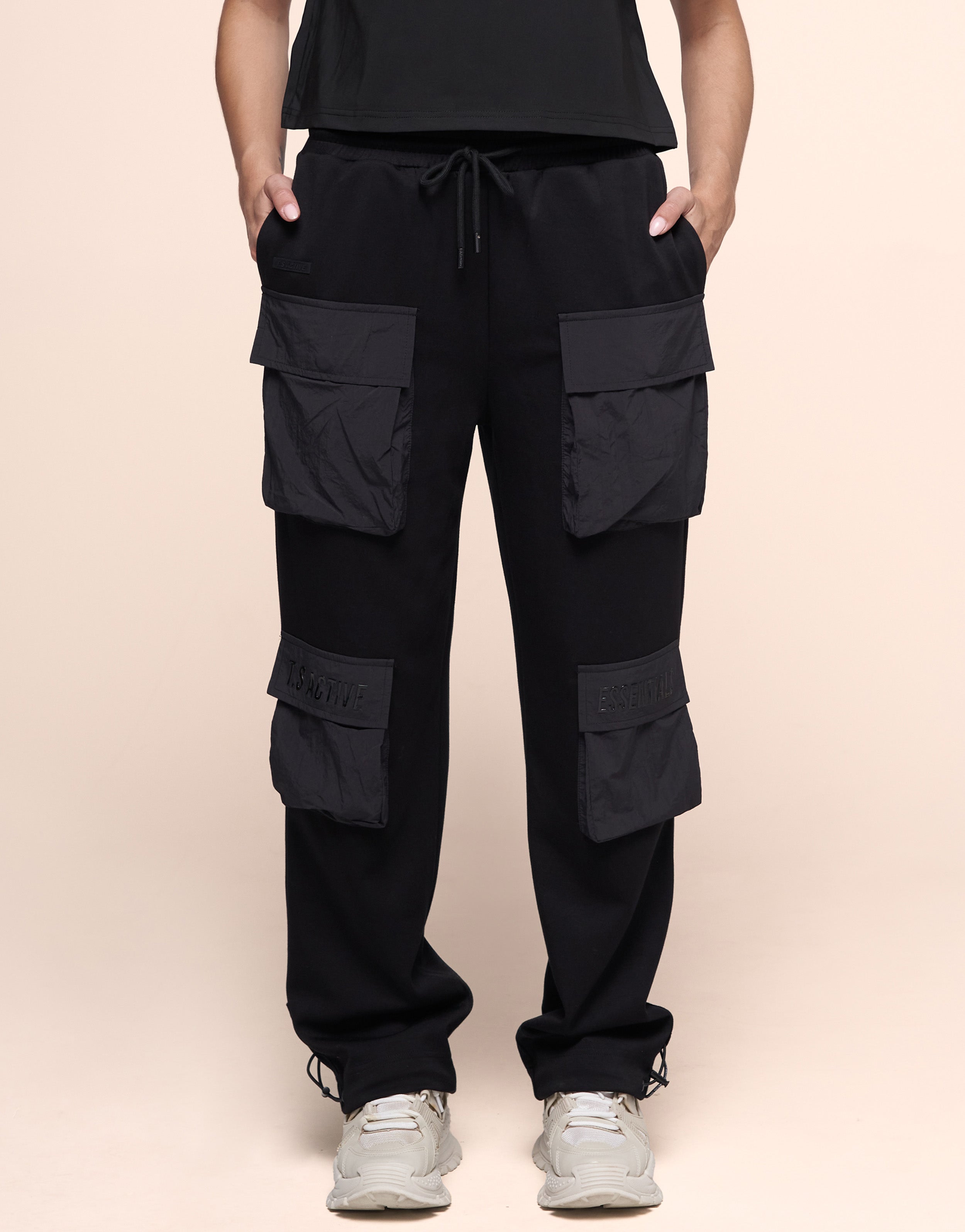 RHAPSODY BLACK JOGGER