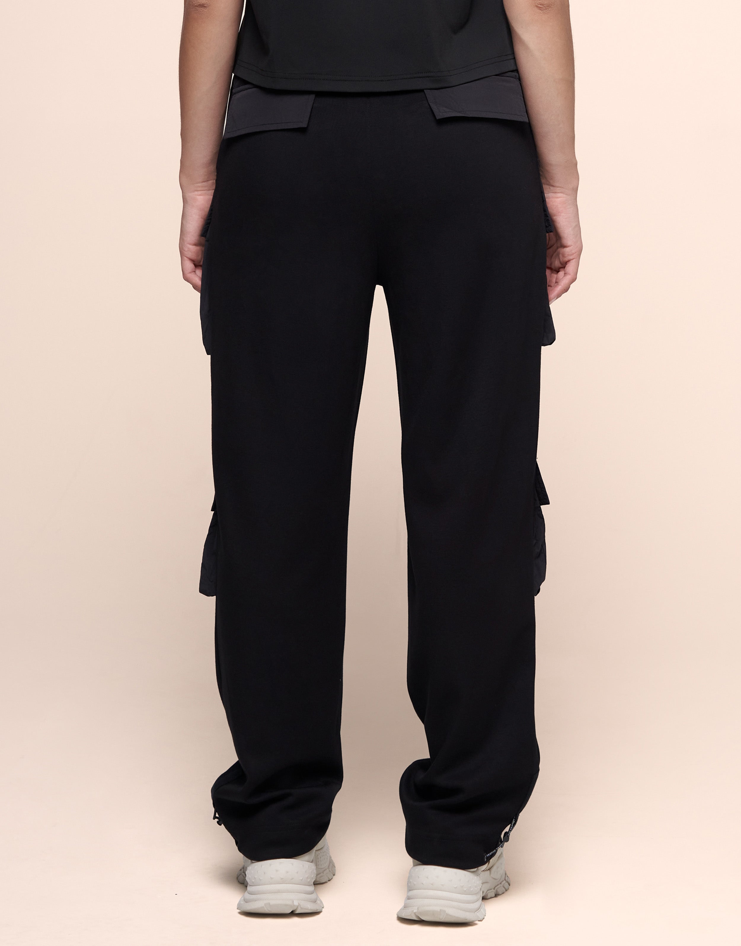 RHAPSODY BLACK JOGGER