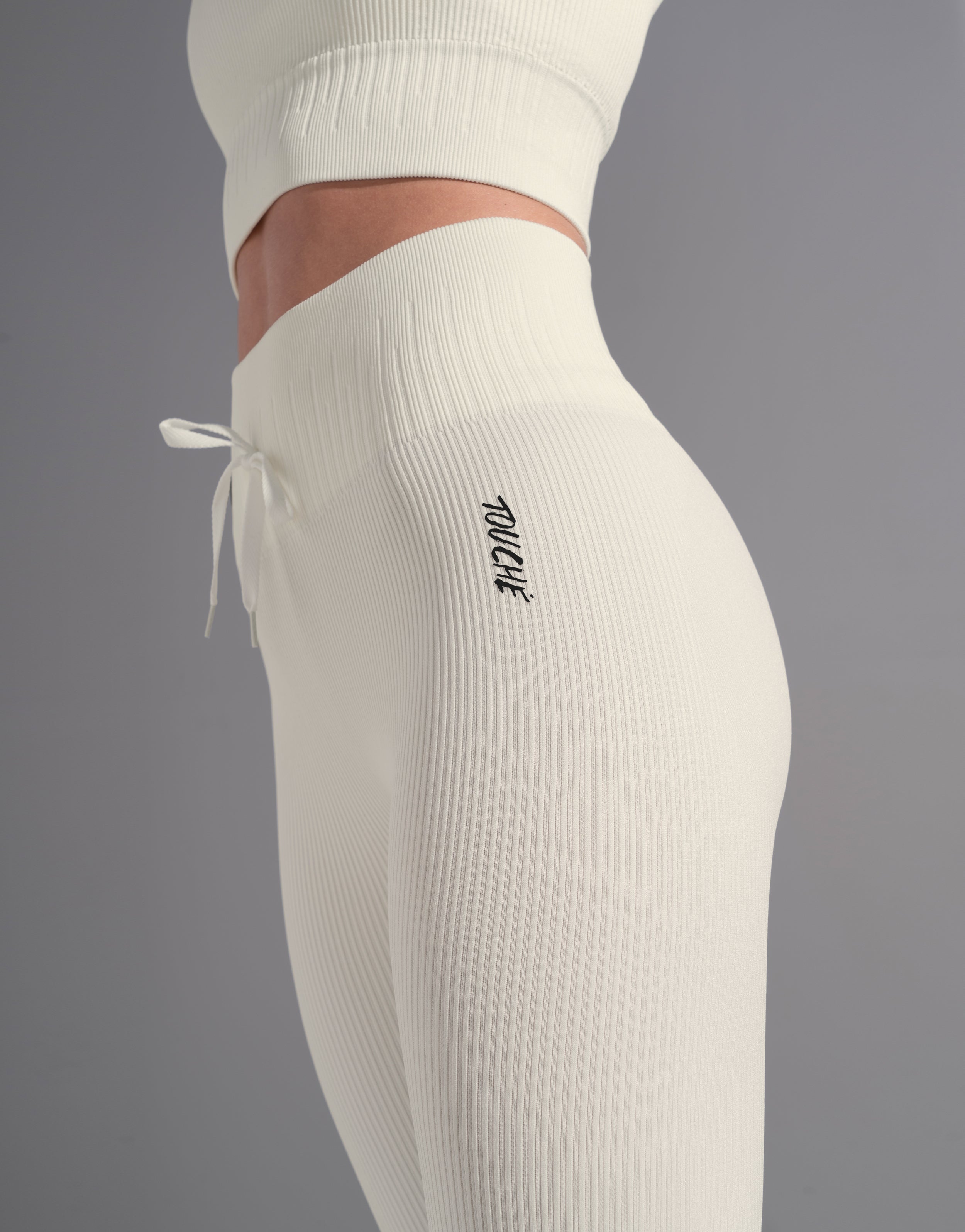 WHITE CORD SEAMLESS