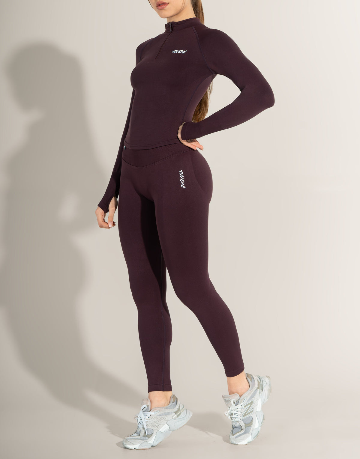 SPARK BURGUNDY SEAMLESS