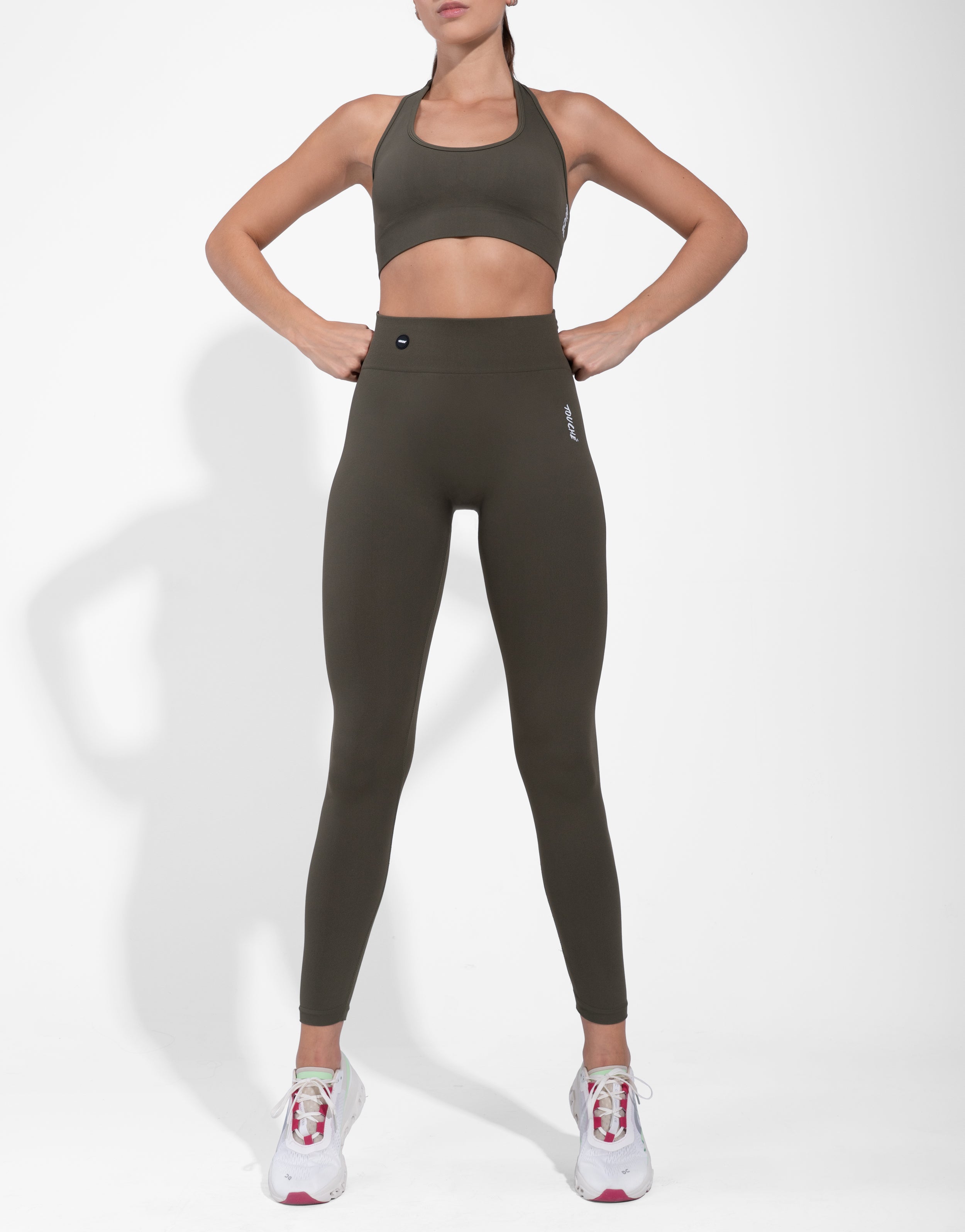 BASE OLIVE TOP SEAMLESS