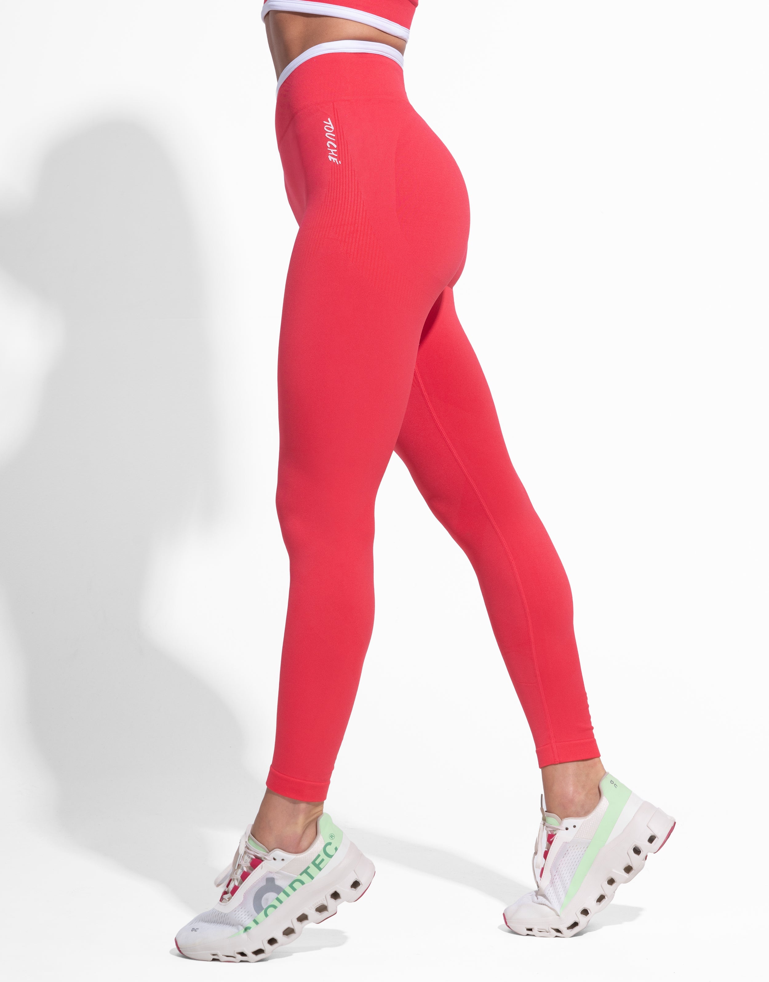 CHIC CHERRY SEAMLESS