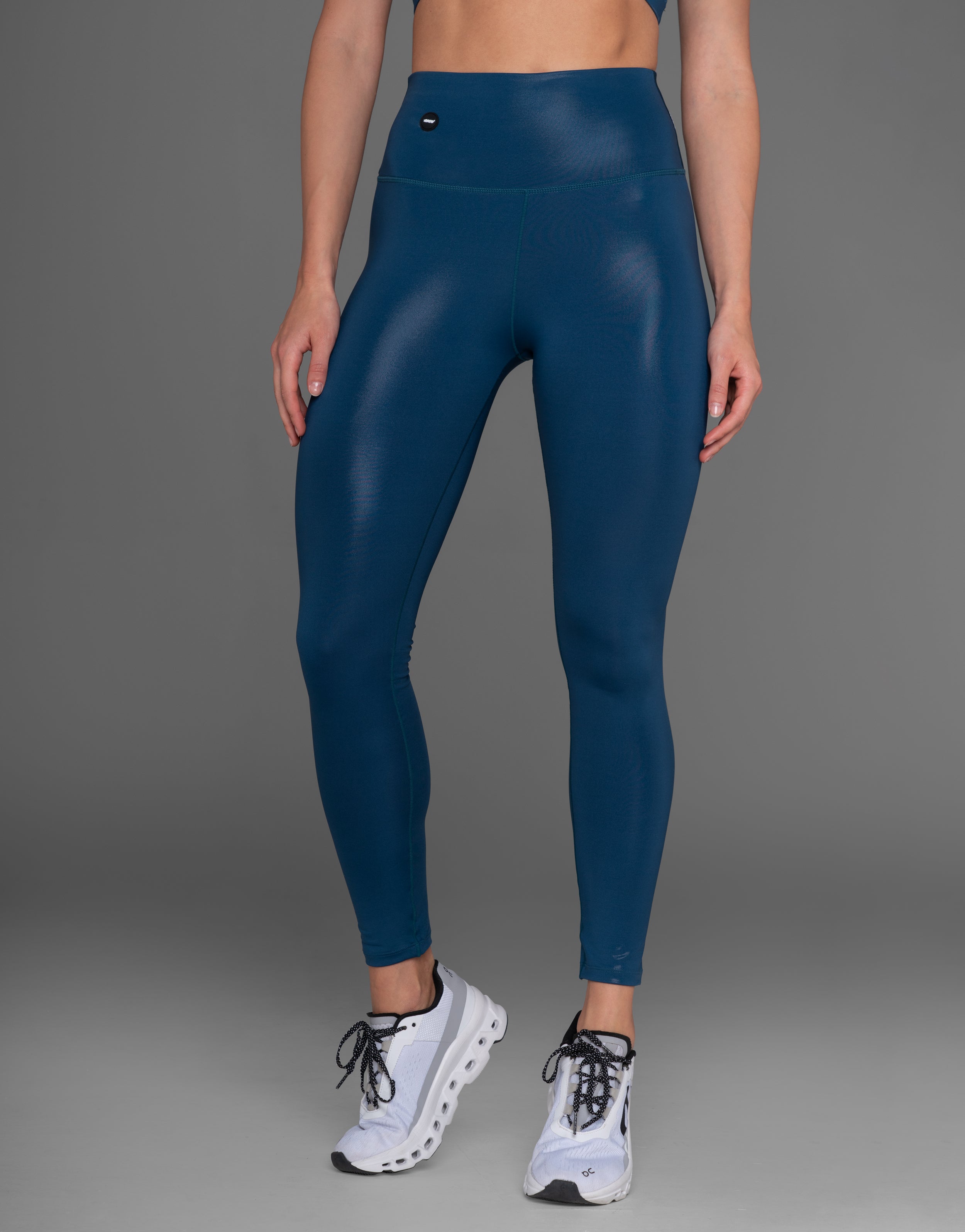 NAVY SHINE LEGGING