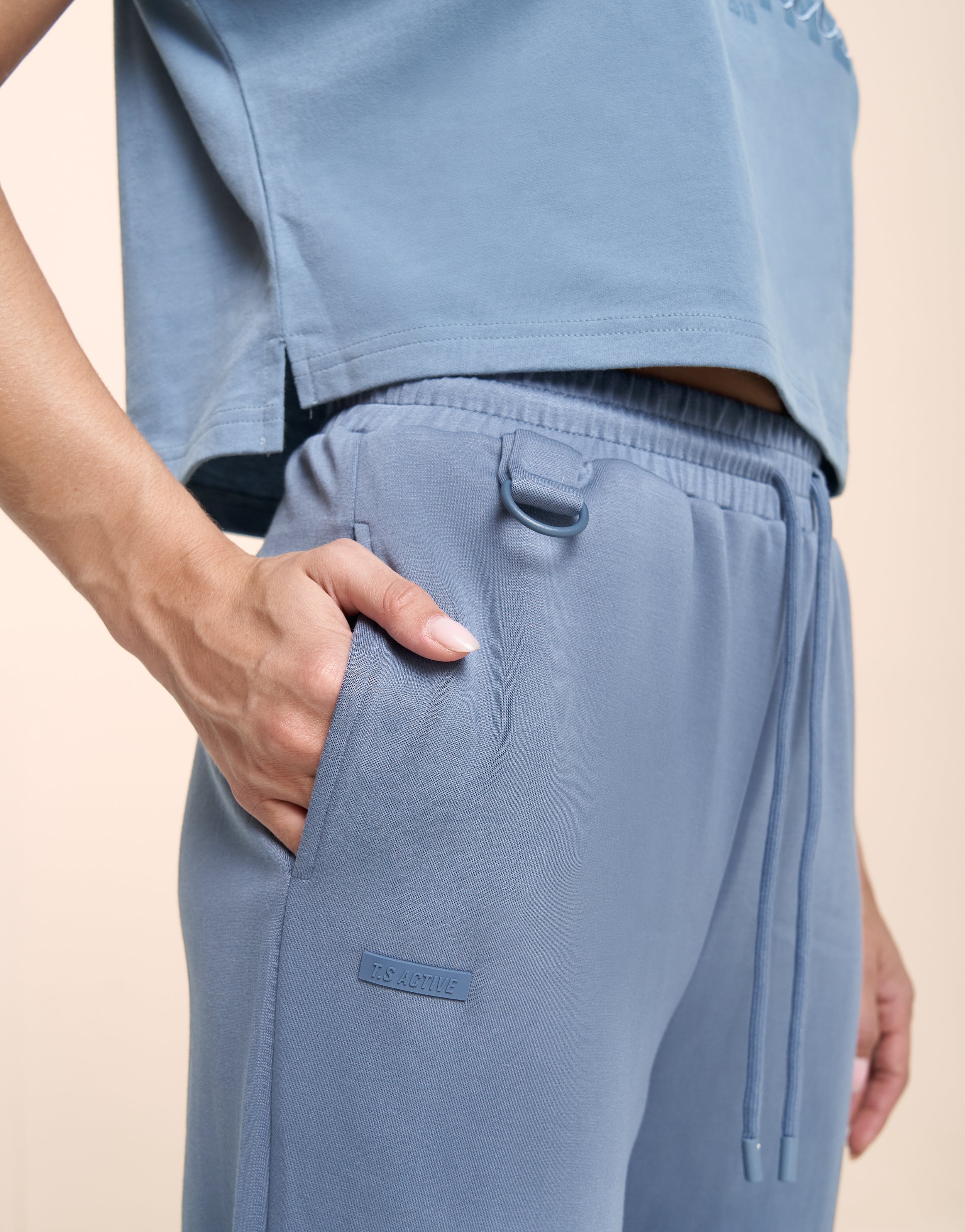 ALPHINE BLUE SPACE TEE