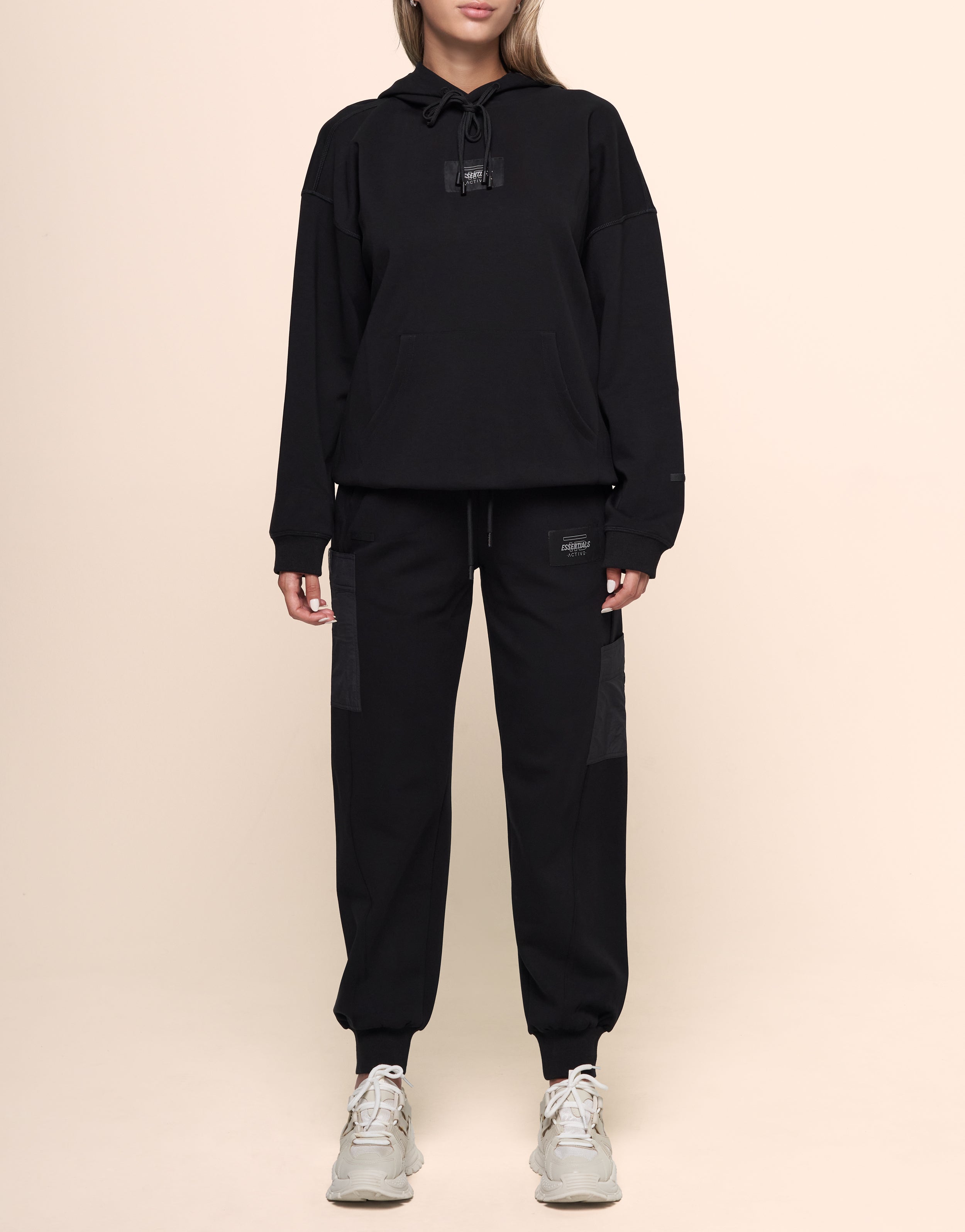 MEADOW BLACK HOODIE