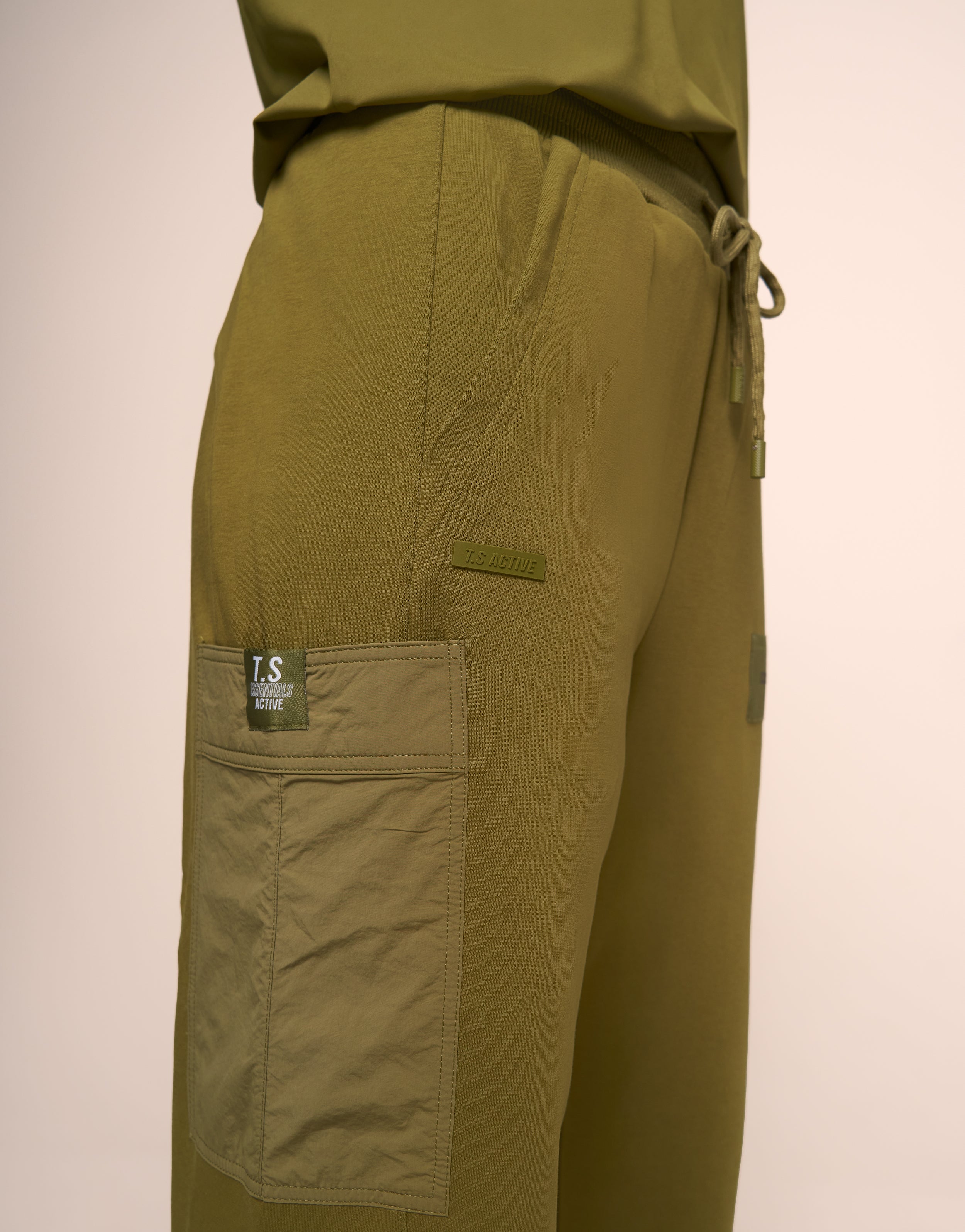 MEADOW GREEN JOGGER
