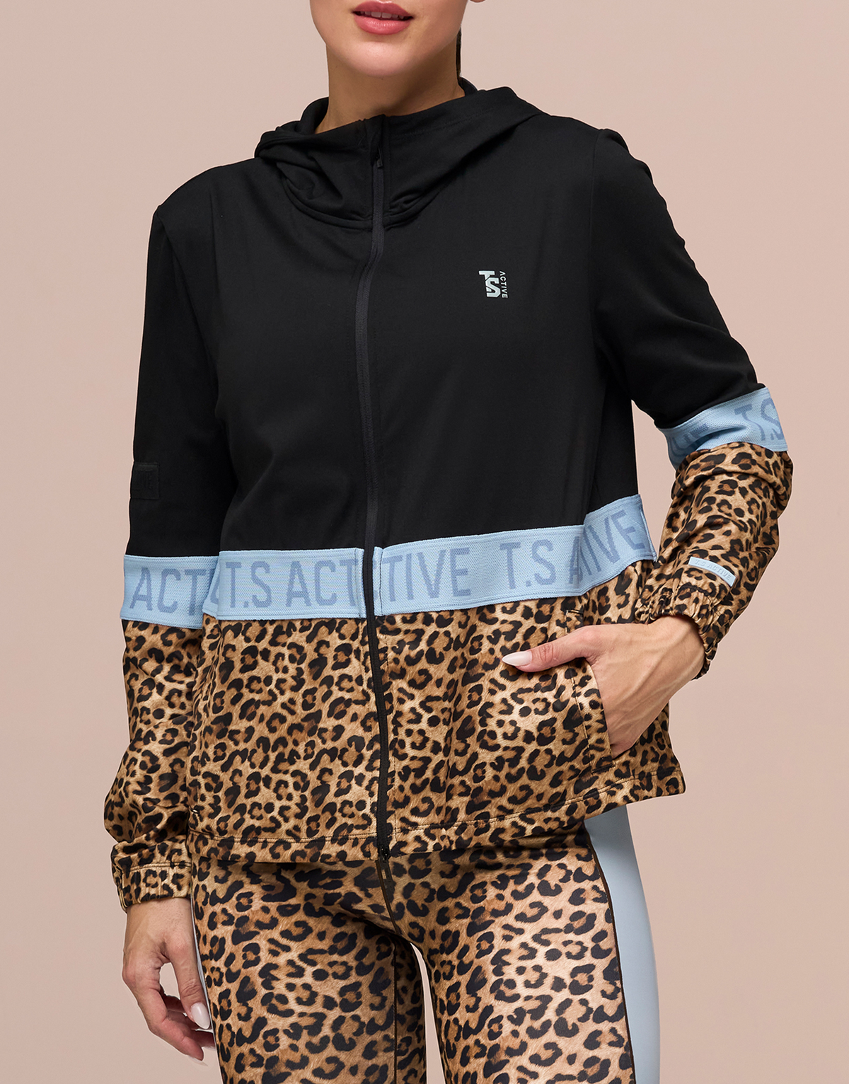 ANIMAL WINDBREAK