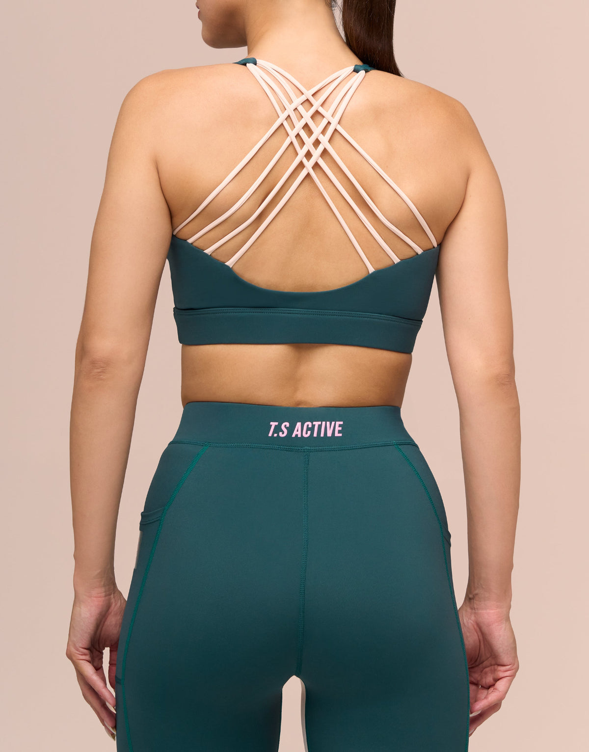 SPORTY GREEN TOP
