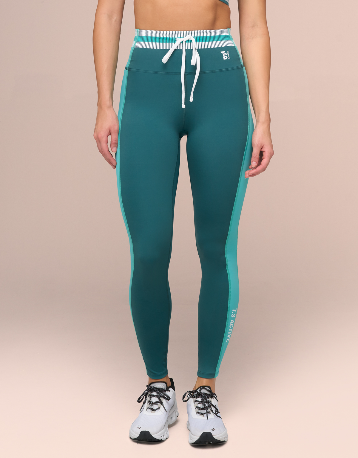 WILD PITCH GREEN