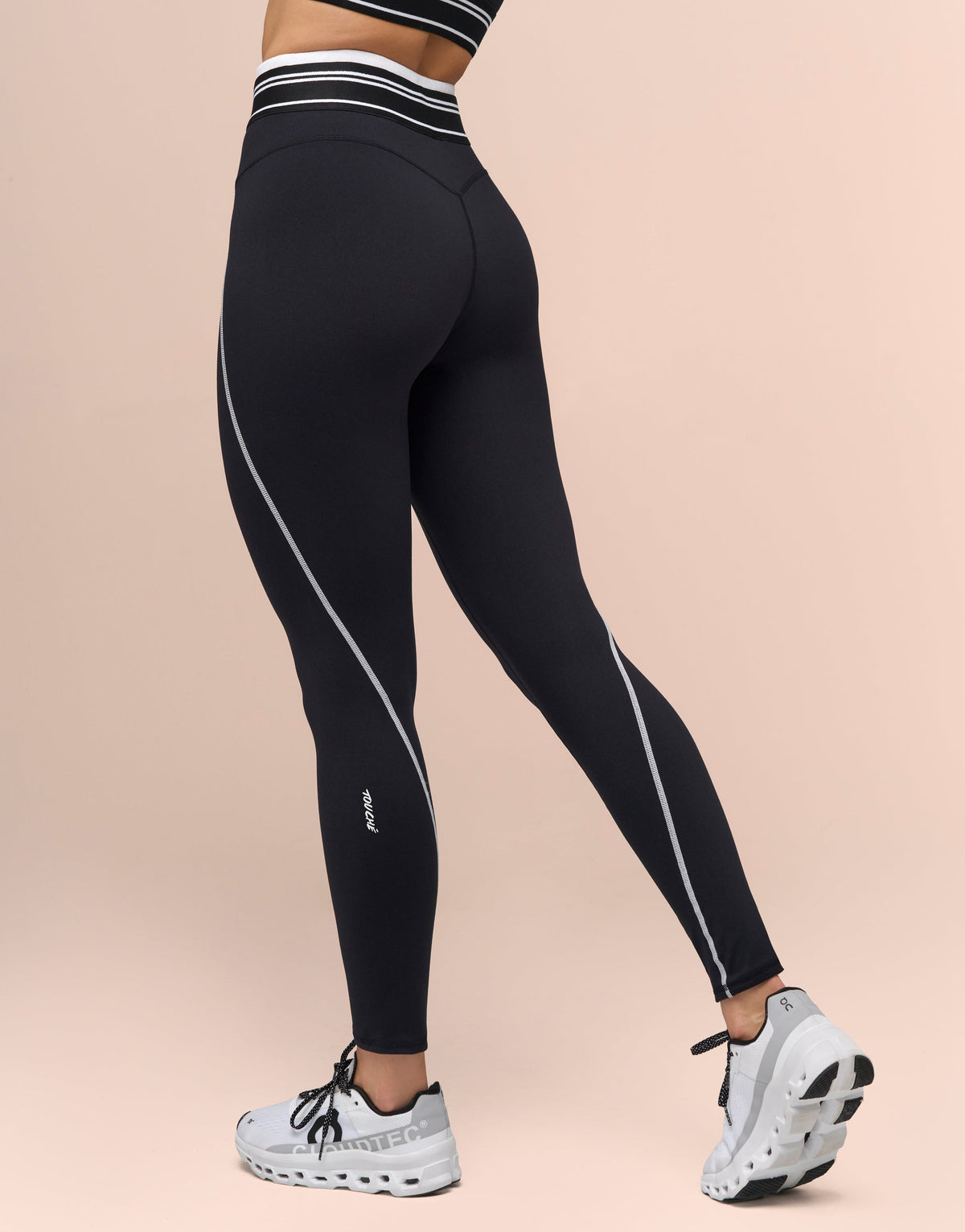 WILLOW BLACK