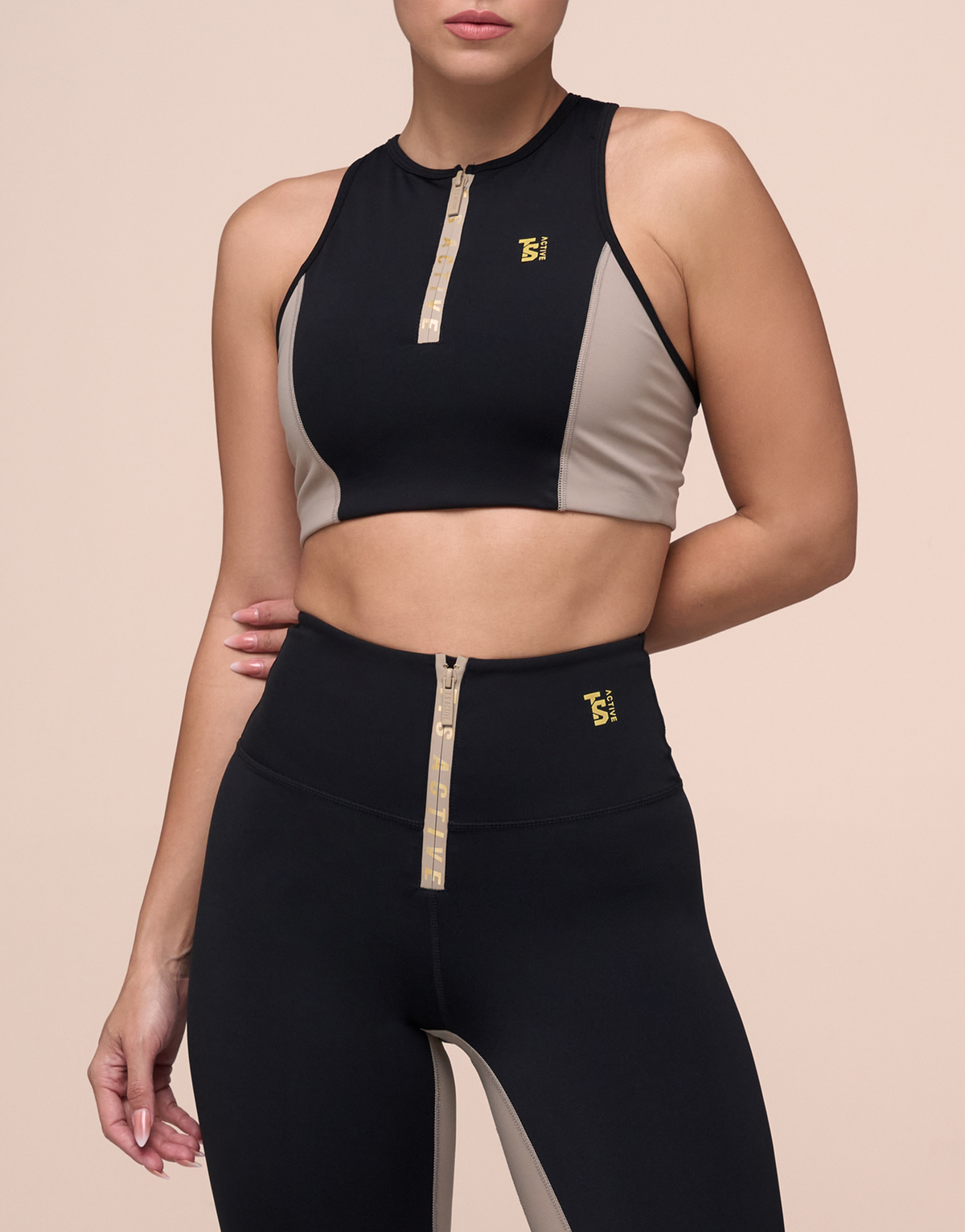 ZIPPED MOCHA TOP