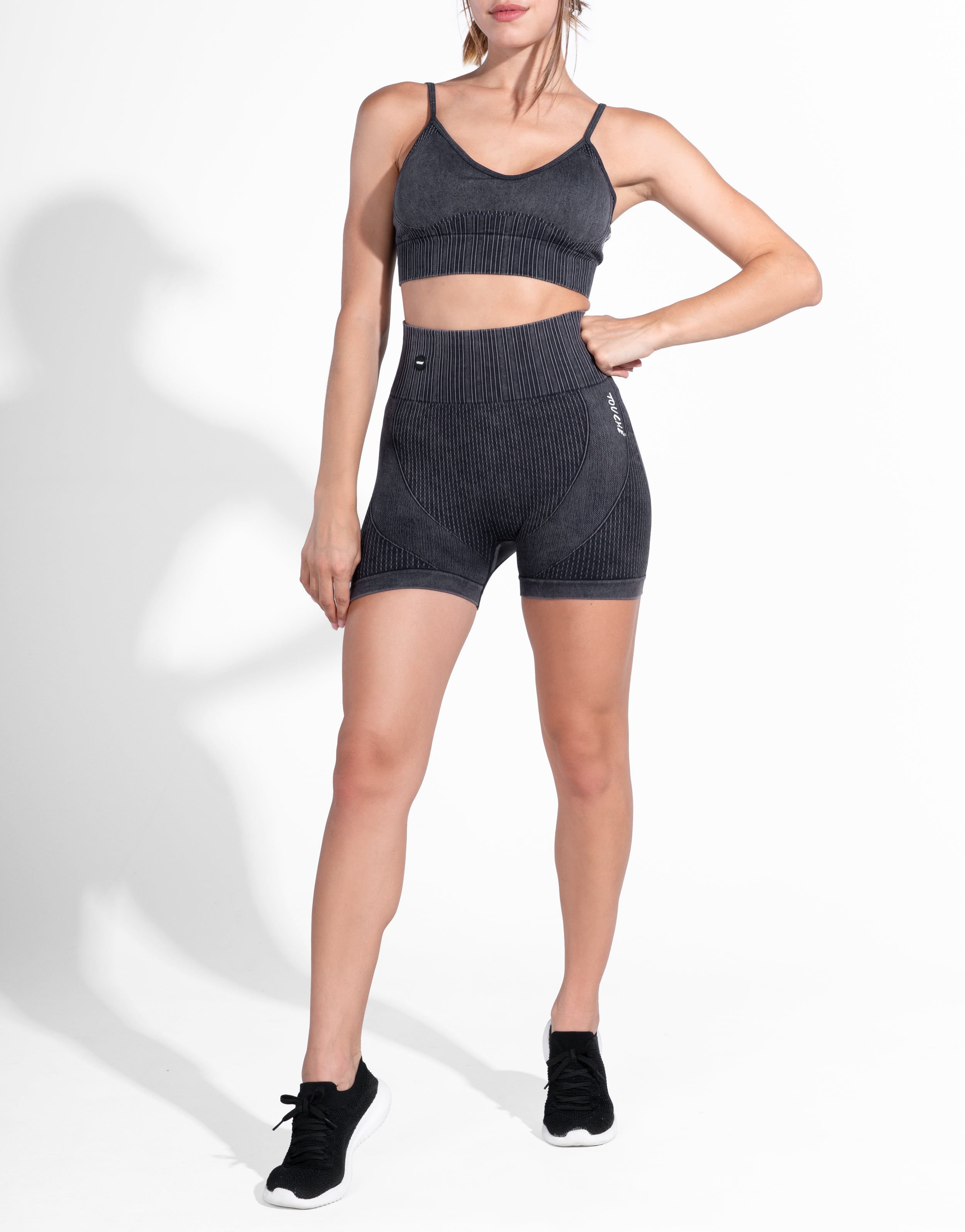 TIE BLACK SHORT SEAMLESS