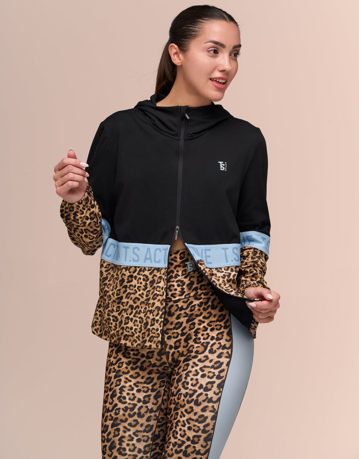 ANIMAL WINDBREAK