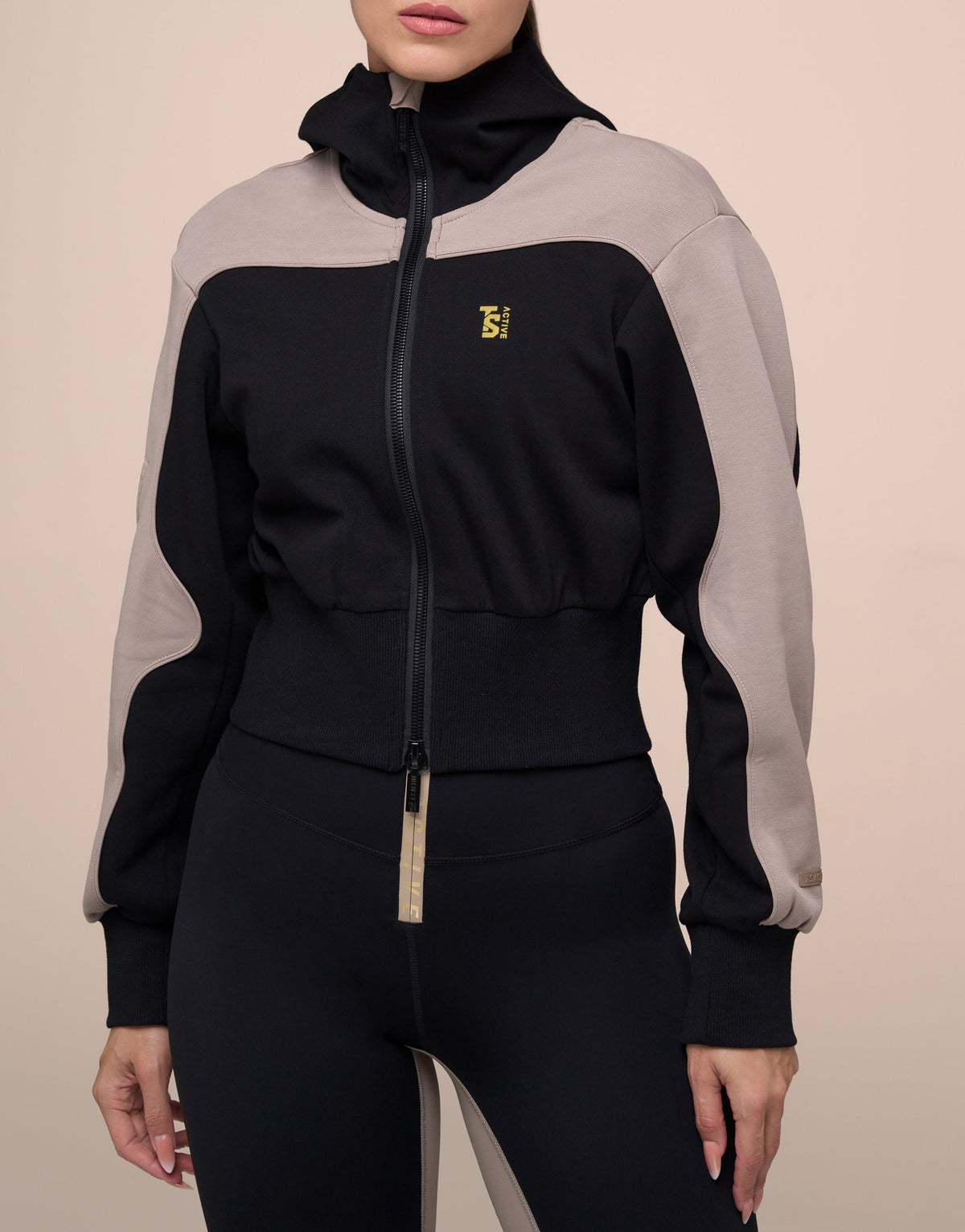 ZIPPED MOCHA WINDBREAK