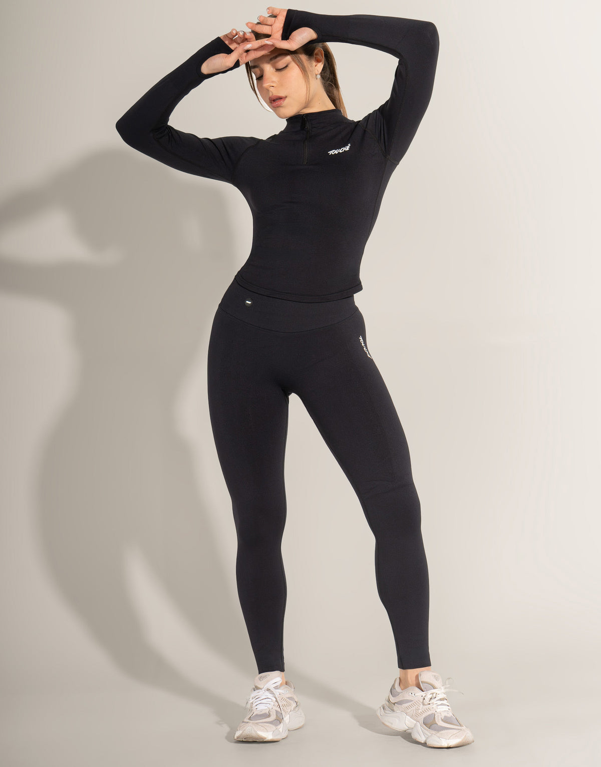 SPARK BLACK SEAMLESS