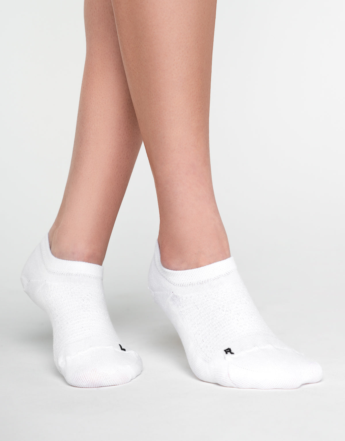 WHITE SHORT SOCKS X2